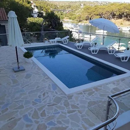 Aurea Apartment *