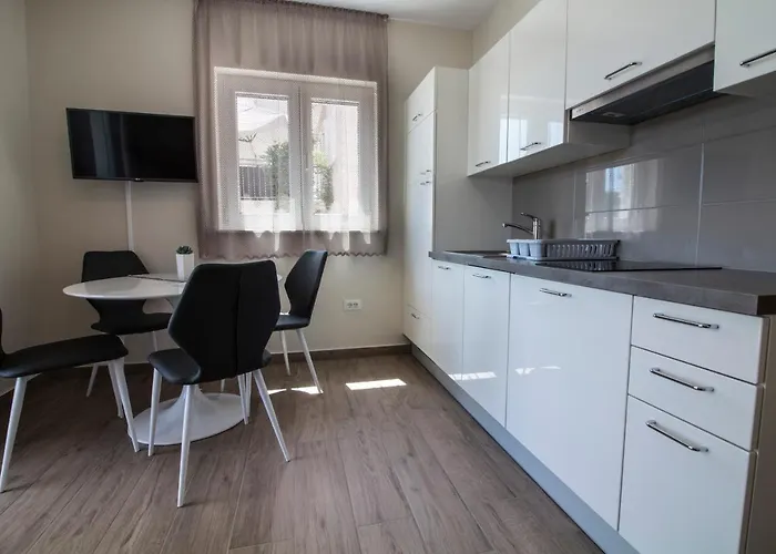 아파트 Aurea 프리모스턴